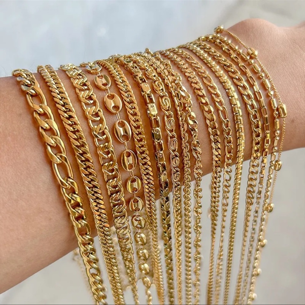 🩷Like This Post To Be Notified When I Go Live🩷